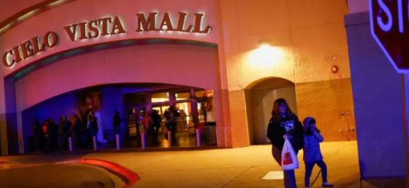 Revelan que tiroteo en centro comercial Cielo Vista Mall en Texas empezó como pelea