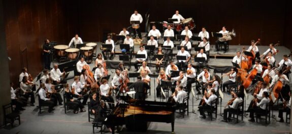 For-a-Better-World-Foundation-y-la-Orquesta-Sinfonica-de-San-Luis-Potosi-invitan-a-concierto