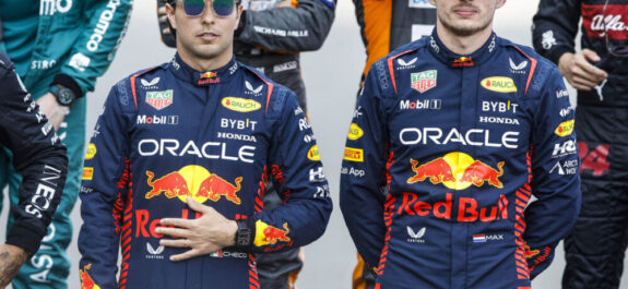Verstappen-desobedecio-a-Red-Bull-al-no-ir-mas-lento