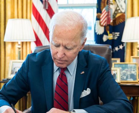 Biden Pone Fin A Emergencia Sanitaria Por Covid-19 En EU – El Heraldo ...