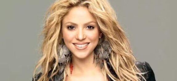 Shakira anuncia