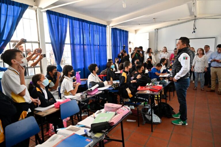 Convive El Gobernador Con Niñas Y Niños De Escuela Ignacio Zaragoza ...