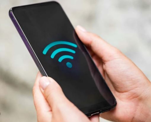 how-to-know-if-a-stranger-connects-to-the-wifi-network-of-your-cell