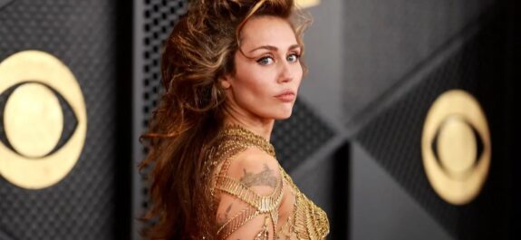 Miley Cyrus disipó los rumores de una pelea con su padre Miley Cyrus