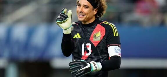 Memo Ochoa