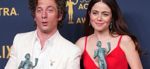 Crecen los rumores de romance entre Jeremy Allen White y Molly Gordon