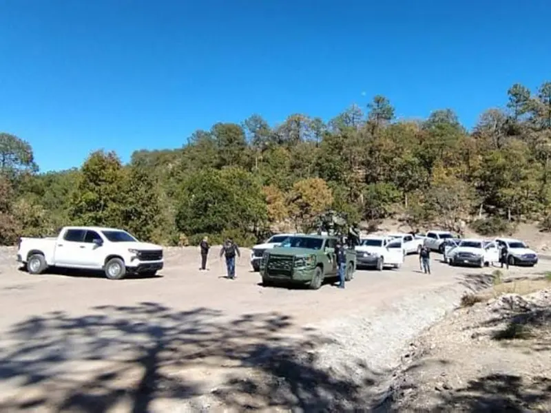 Localizan tres cuerpos calcinados al interior de una camioneta blindada ...