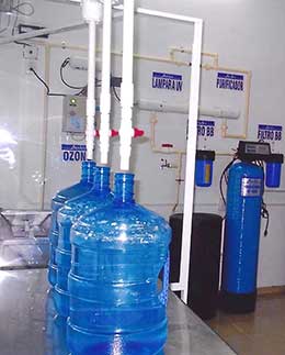 Operan ya en la capital 14 purificadoras  de agua gratuita