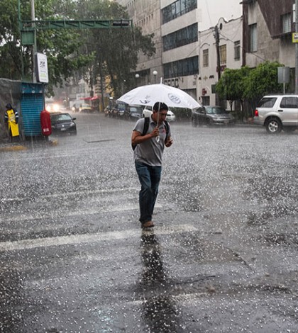 Chubascos y tormentas persisten en el país: Conagua