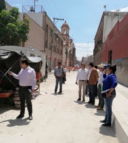 Limpiarán cantera, muros y postes dañados por vandalismo en la calle Álvaro Obregón
