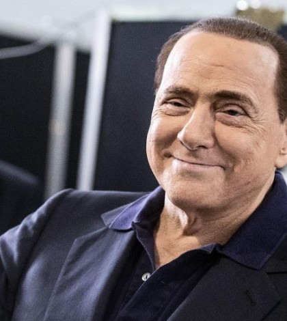 Berlusconi vende el AC Milan a un grupo de inversores chinos