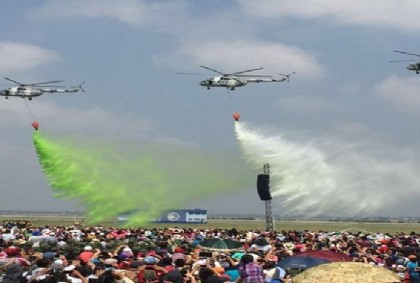 Fuerza Aérea Mexicana ofrece espectáculo aéreo