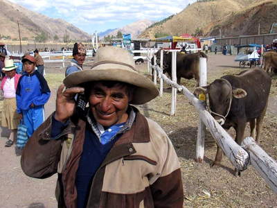 Cuentan ya con telefonía rural 35 comunidades indígenas de la Huasteca y Zona Media