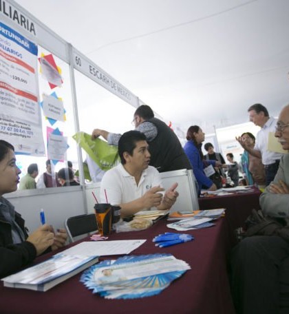 Ofertan 500 vacantes en la Feria del Empleo para Adultos Mayores