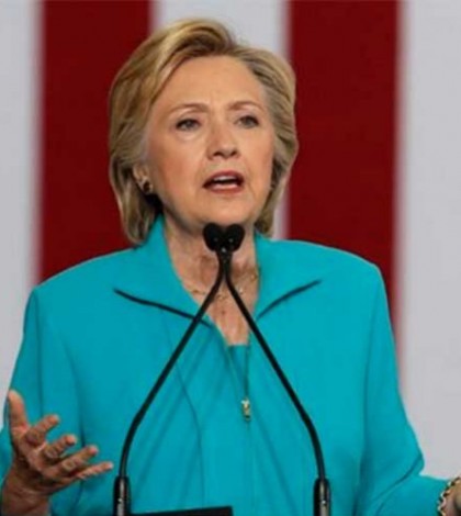 Hillary declina invitación; no se reunirá con Peña Niet