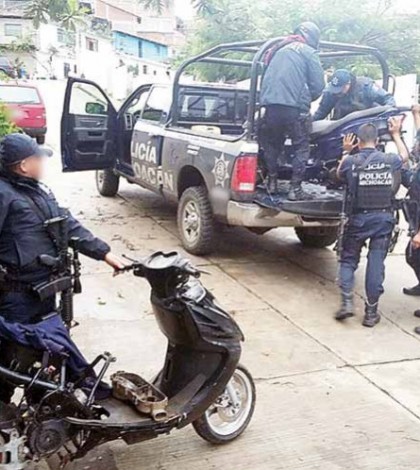 Detienen a un jefe policiaco en Michoacán