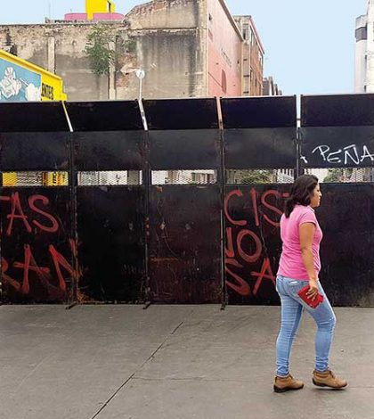CNTE exige abrir mesa de diálogo; en Chiapas refuerzan plantón con barricadas
