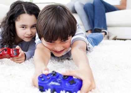 ¿Por quE los niños deben jugar videojuegos 2 horas a la semana?