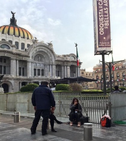 Alistan en Juárez partida de cenizas de Juan Gabriel hacia Bellas Artes