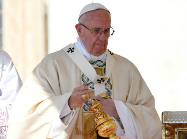 El Papa Francisco pide convertir la crisis en oportunidad