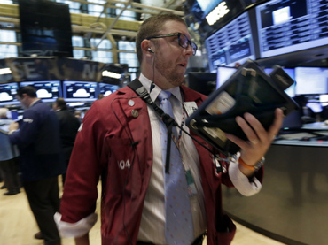 Wall Street abre con alzas pese a caída de ventas minoristas