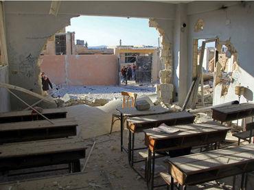 Aumentan a 35 los fallecidos por bombardeos en escuelas sirias