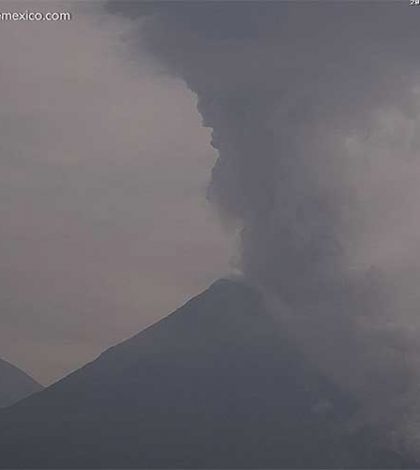 Continúa actividad en el volcán de Colima; desalojan a familias: PC
