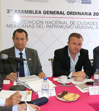 Cabildea Gallardo en San Miguel de  Allende la inclusión de SLP a la ANCMPM