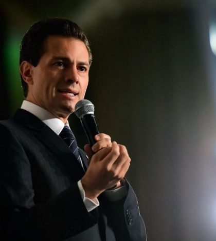 Peña Nieto refrenda apoyo de México para la paz en Colombia