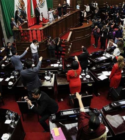 Se queman legisladores de Michoacán con ‘propuesta’ antitabaco