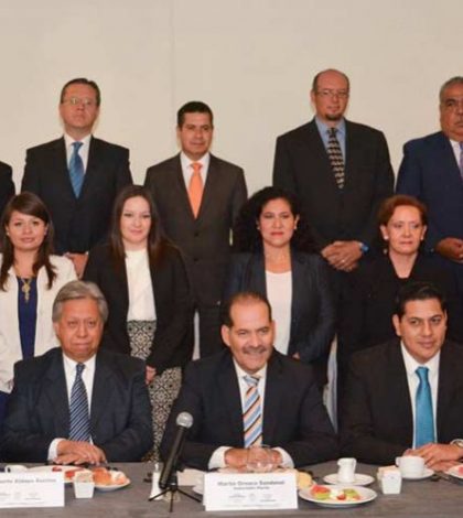 Gobernador electo de Aguascalientes presenta a su gabinete