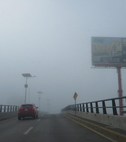 Banco de niebla afecta la carretera y autopista México-Toluca: C-4