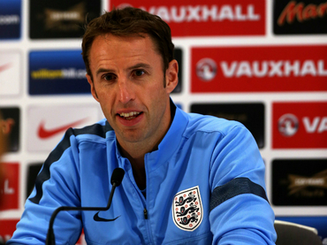 Inglaterra designa a Gareth Southgate como entrenador
