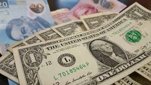Dólar alcanza un máximo  de 20.30 pesos a la venta en el AICM