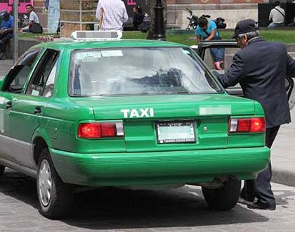 El servicio de taxis se modernizará con uso satelital: Espinoza de los Monteros