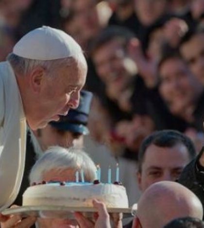 ‘Felicitar antes de tiempo trae mala suerte’: Papa previo a su cumpleaños