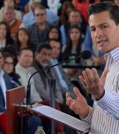 Peña Nieto celebra el nombramiento de Carstens en el BIS