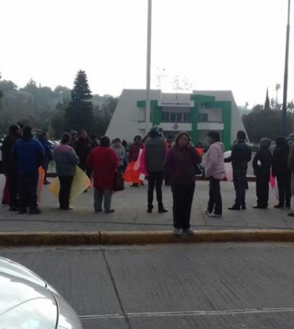 Bloqueos contra ‘gasolinazo’ dejan sin clases a 18 escuelas de Hidalgo