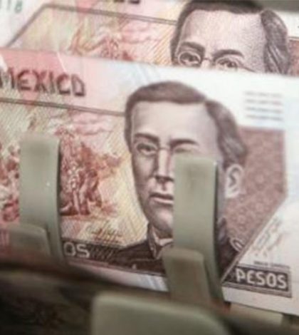 Economía mexicana desaceleró en la última recta de 2016