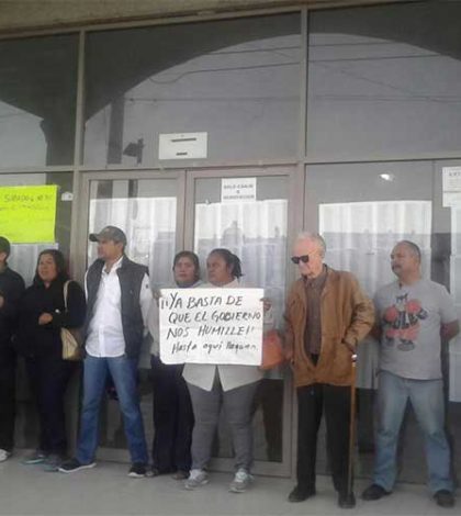 En Coahuila, bloquean Pemex y carretera por ‘gasolinazo’