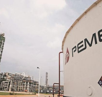 Pemex debe revelar contrato suscrito con la OCDE: INAI