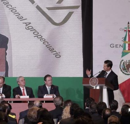 ‘México defenderá soberanía  al renegociar TLCAN’: Peña Nieto