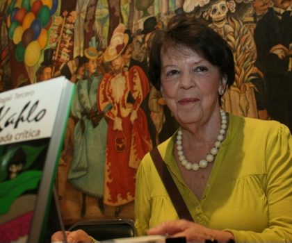 Lamenta EPN muerte de Teresa del Conde, historiadora y crítica de arte