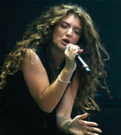 Lorde reivindica la música de los 90 con ‘Green light’