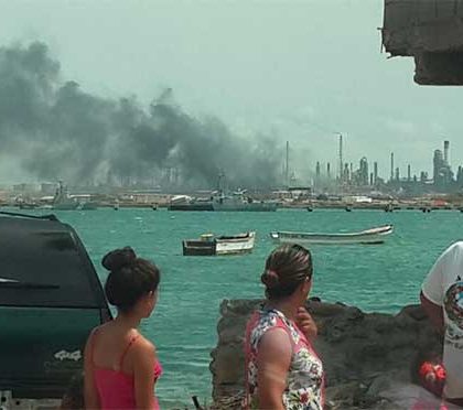 Incendio en Amuay, la mayor refinería venezolana