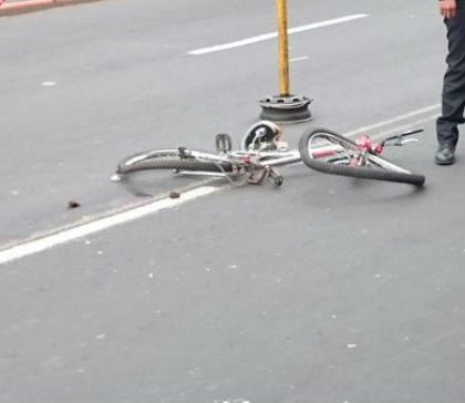 Camión  urbano atropelló y dio muerte a ciclista en Eje Vial