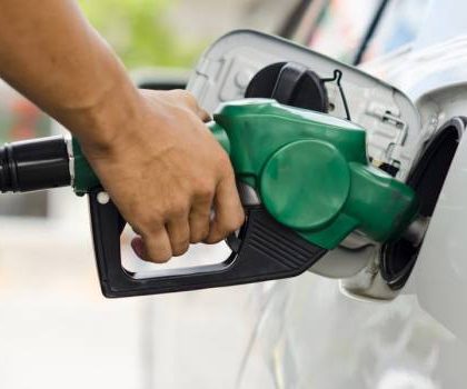 Precios de las gasolinas suben un centavo