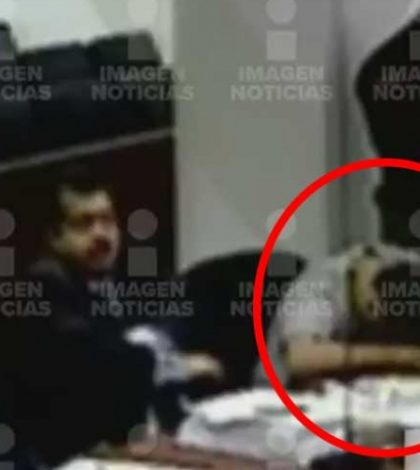 Video en audiencia de dueño de BMW muestra cómo él se duerme