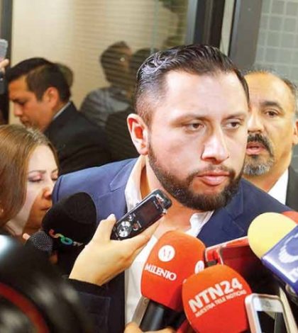 Enrique Tarín no va a tomar protesta como diputado: Camacho