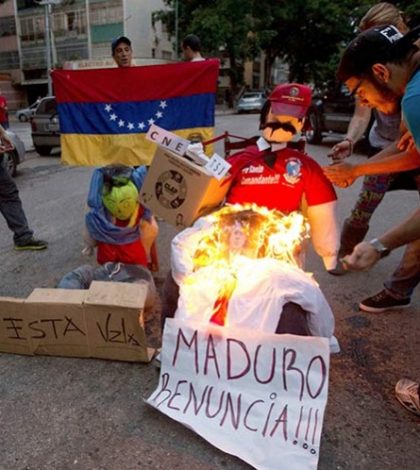 Tensión en Venezuela por marchas simultáneas de la oposición y el chavismo